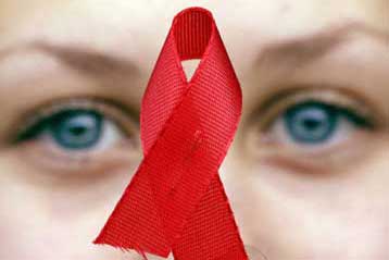 Σε άνοδο φέτος τα νέα κρούσματα HIV/AIDS στην Ελλάδα