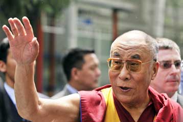 Η Κίνα αναβάλλει τη σύνοδο με την ΕΕ λόγω επαφών του Δαλάι Λάμα με Ευρωπαίους ηγέτες