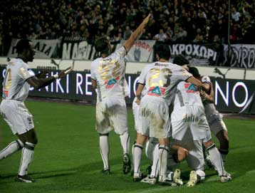 Κλίμα σύσφιξης σχέσεων με… εορταστικό γεύμα στον ΠΑΟΚ