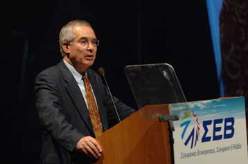 Οι διεθνείς δράσεις για το κλίμα συμφέρουν, υπενθύμισε ο Νίκολας Στερν