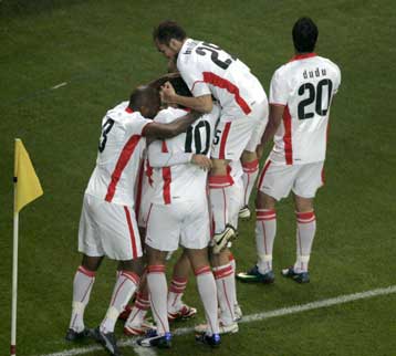 Ο Πατσατζόγλου έδωσε το σύνθημα για νίκη στην Ουκρανία