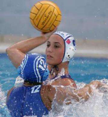 Πρεμιέρα χωρίς ντέρμπι, αλλά με… λαμπερές παρουσίες στην Α1 γυναικών του πόλο