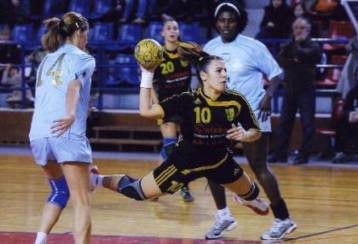 Αναμενόμενη ήττα για την εθνική χάντμπολ γυναικών από την Ολλανδία