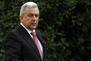 Εκλογή αρχηγού από τη βάση της ΝΔ προτείνει ο Δημήτρης Αβραμόπουλος