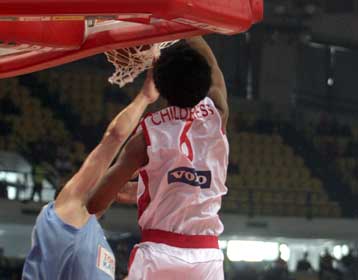 Ανετα ο Ολυμπιακός, τα Τρικάλα νίκησαν τον Πανιώνιο