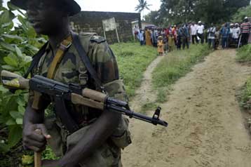 Τους 400 φτάνουν οι νεκροί από τις ταραχές στη Νιγηρία