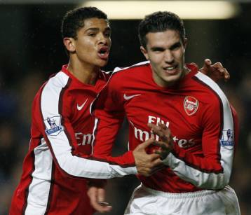 «Κανόνια» στο Στάμφορντ Μπριτζ, κυρίαρχος του Μάντσεστερ η Γιουνάιτεντ