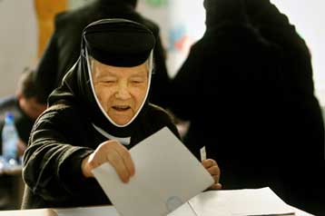 Επικράτηση χωρίς αυτοδυναμία για τους Σοσιαλδημοκράτες στη Ρουμανία