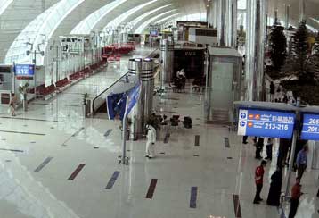 Μεγαλύτερες ποσότητες αφορολόγητων θα μπορούν να φέρουν οι ταξιδιώτες στην ΕΕ