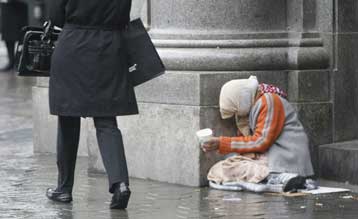 Ο εφιάλτης της ανεργίας επιστρέφει δριμύτερος στην Ισπανία