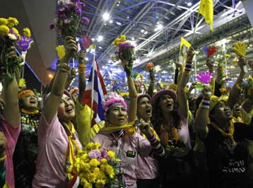 Την Τετάρτη λύεται η πολιορκία των δύο αεροδρομίων της Μπανγκόκ