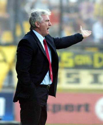 Μετά την παραίτηση από την ΑΕΚ Λάρνακας, ο Κατσαβάκης… παίζει για Ηρακλή