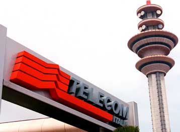 Επιπλέον 4.000 θέσεις εργασίας περικόπτει ο όμιλος Telecom Italia