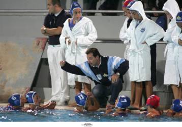 Με υπηρεσιακό προπονητή τον Τσάλτα, ο Εθνικός 20-4 τη Σέφιλντ