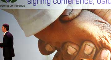 Υπεγράφη η συνθήκη για την απαγόρευση των βομβών διασποράς