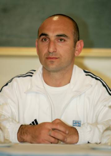 Σηκώνει βάρη στο Λουτράκι η νέα γενιά της άρσης βαρών