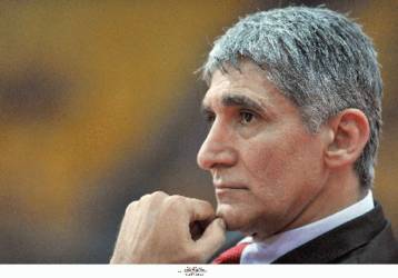 Οπαδός της Εθνικής δηλώνει ο Γιαννάκης, συγνώμη από τον Παπαλουκά