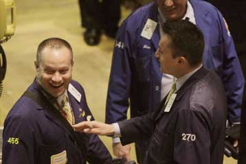 Ανοδικές τάσεις επικράτησαν στα χρηματιστήρια σε ΗΠΑ και Ευρώπη