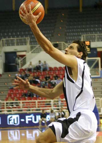 Εκτός δράσης για δύο μήνες ο Χρήστος Χαρίσης