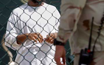 Δικαστήριο των ΗΠΑ θα αποφασίσει για το μέλλον της κράτησης υπόπτου για τρομοκρατία