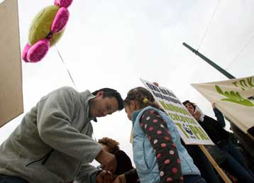 Συλλαλητήρια σε Αθήνα και Θεσσαλονίκη για τη σωτηρία του πλανήτη
