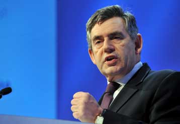 Παγκόσμια κινητοποίηση για την αντιμετώπιση της κρίσης στη Ζιμπάμπουε ζητά το Λονδίνο