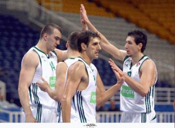 Ο Παναθηναϊκός πέρασε «ήσυχο» απόγευμα με τον Αρη στο… άδειο ΟΑΚΑ