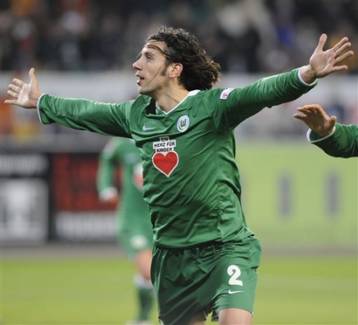 «Διπλό» για το Αμβούργο και τα κατάφερε και η Βόλφσμπουργκ