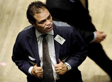 Πτώση 25% μέσα σε μία εβδομάδα για τις τιμές του πετρελαίου