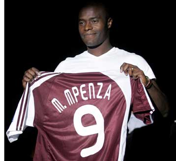 Αδοξο τέλος στην καριέρα του Βέλγου Μπο Μπενζά