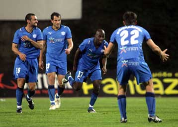 Μοιρασιά 2-2 για Καλλιθέα και Εθνικό στο «Ελ Πάσο»