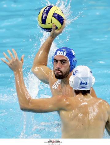 Τρεις εβδομάδες εκτός δράσης ο Ντόσκας από το χτύπημα με τον λοστό