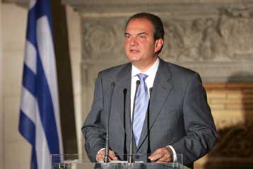 Διάγγελμα προς τον ελληνικό λαό απηύθυνε ο πρωθυπουργός