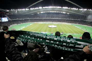 Αστυνομικοί δέχθηκαν επιθέσεις στο ΟΑΚΑ στο ματς Παναθηναϊκός – Ανόρθωση