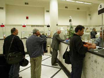 Μέτρα διευκόλυνσης των πληγεισών επιχειρήσεων από Eurobank και Attica