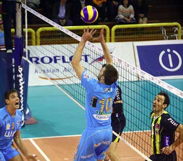 «Βασιλιάς» του ομίλου του ο Ηρακλής μετά το 3-1 σετ επί της Φενέρμπαχτσε