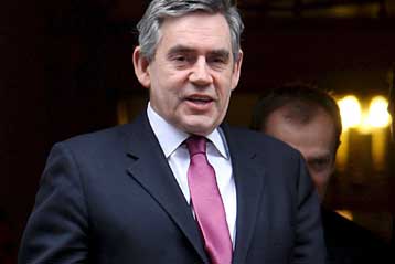 Σε δύσκολη θέση ο Γκόρντον Μπράουν εξαιτίας φραστικού λάθους