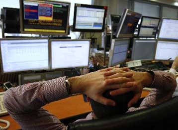 Έντονη ανησυχία για τη μεγάλη αύξηση στο κόστος κρατικού δανεισμού