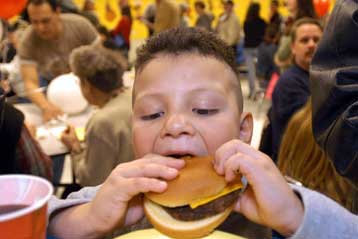 Γονίδιο της παχυσαρκίας αυξάνει την όρεξη για λιπαρές τροφές