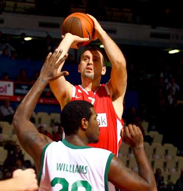 Σύνθημα για το «3Χ3» και την πρωτιά στον όμιλο δίνει ο Βούισιτς