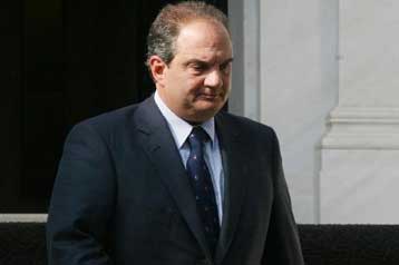 Διαδοχή, επεισόδια και Βατοπαίδι στο επίκεντρο της συνέντευξης Τύπου του Κ.Καραμανλή