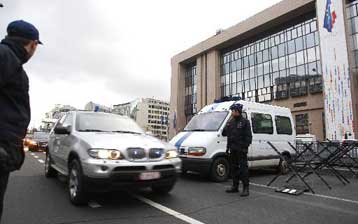 Για συμμετοχή σε τρομοκρατική οργάνωση κατηγορούνται έξι συλληφθέντες στο Βέλγιο