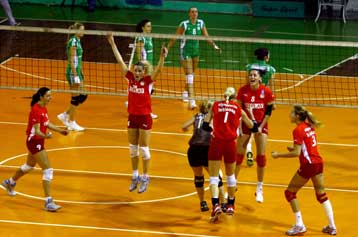 «Κόκκινο» το ντέρμπι του γυναικών στη Λεωφόρο