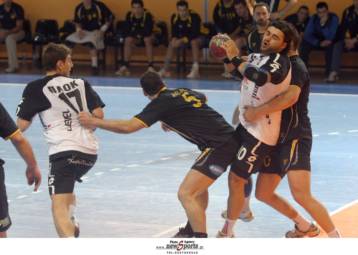 Ο ΠΑΟΚ έριξε την ΑΕΚ από την κορυφή, μόνος πρώτος ο Πανελλήνιος