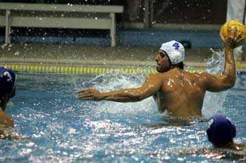 Ισοπαλία για Ολυμπιακό στην Ευρωλίγκα, πρόκριση Πανιωνίου στο LEN Trophy