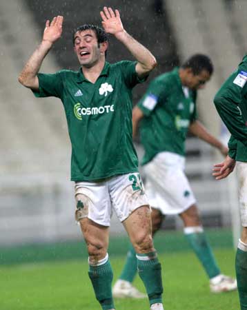 Δεν ξέρει εάν θα… προλάβει το νέο γήπεδο ο Καραγκούνης, ελπίζει σε δικαίωση ο Πατέρας