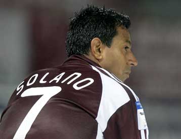 Εξελίξεις στο γηπεδικό της Λάρισα, φευγάτος ο Σολάνο