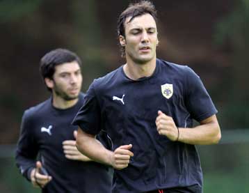 Επιστρέφει ο Γεωργέας, ενδιαφέρον για Αλεξόπουλο