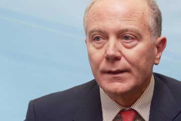 Βαθιές τομές στο δημόσιο τομέα ζητά ο Γιώργος Προβόπουλος