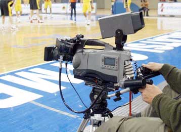 Φραστικό επεισόδιο Δ. Γιαννακόπουλου με Μπερτομέου για τα τηλεοπτικά δικαιώματα